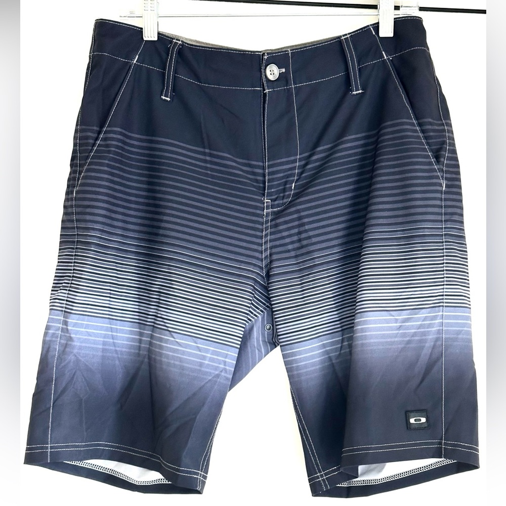 Oakley Gradient Black & Gray Shorts, NWOT, Mens Size 31